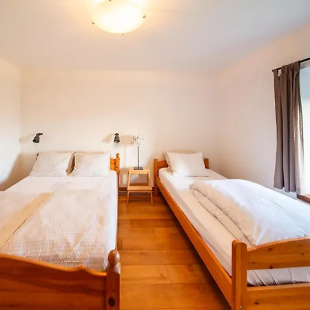 Dom wakacyjny Elegant Ardennes Retreat, Cleaning Included Petit-Thier