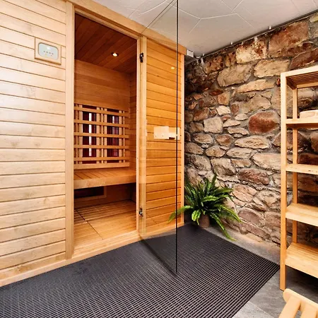 Dom wakacyjny Elegant Ardennes Retreat, Cleaning Included *
